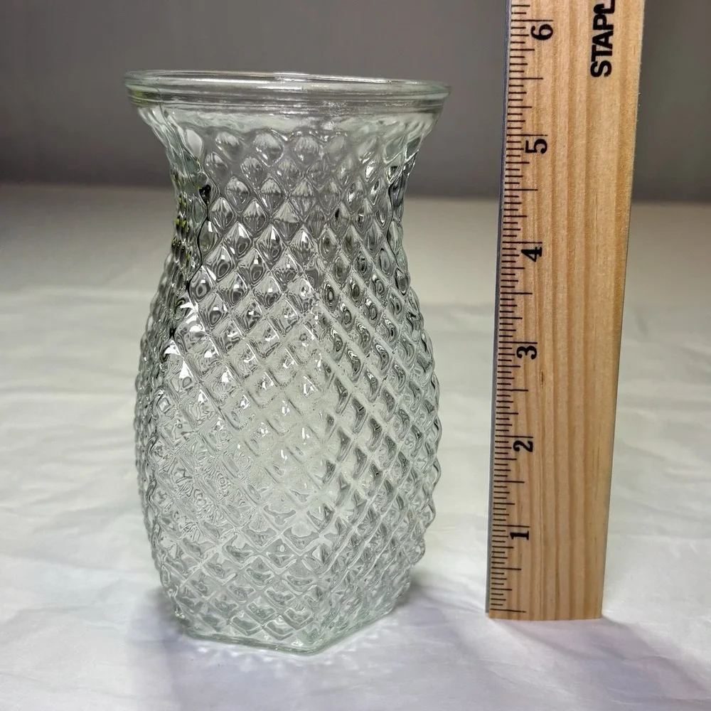 Vintage Hoosier Glass Diamond‎ Cut Vase 5.5inch Tall #4071
